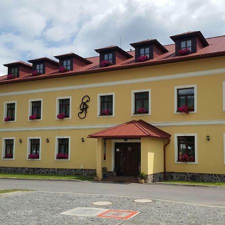 Penzion Altmayer Banská Štiavnica Esterno foto