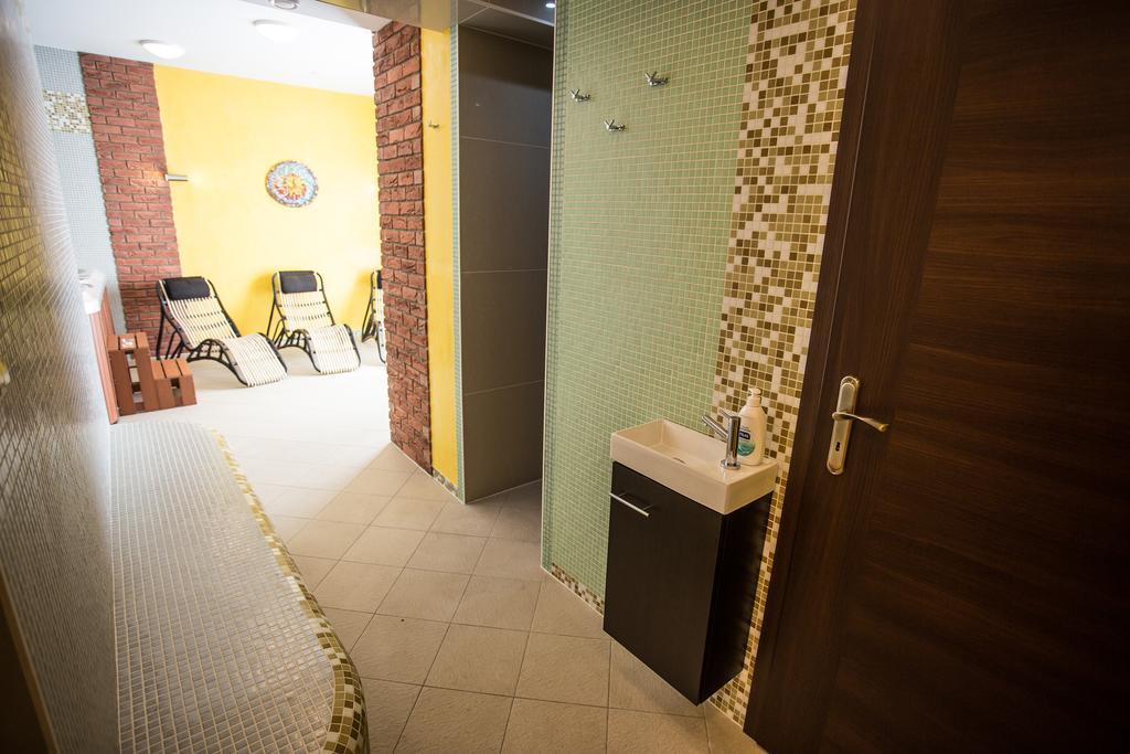 Penzion Altmayer Banská Štiavnica Esterno foto
